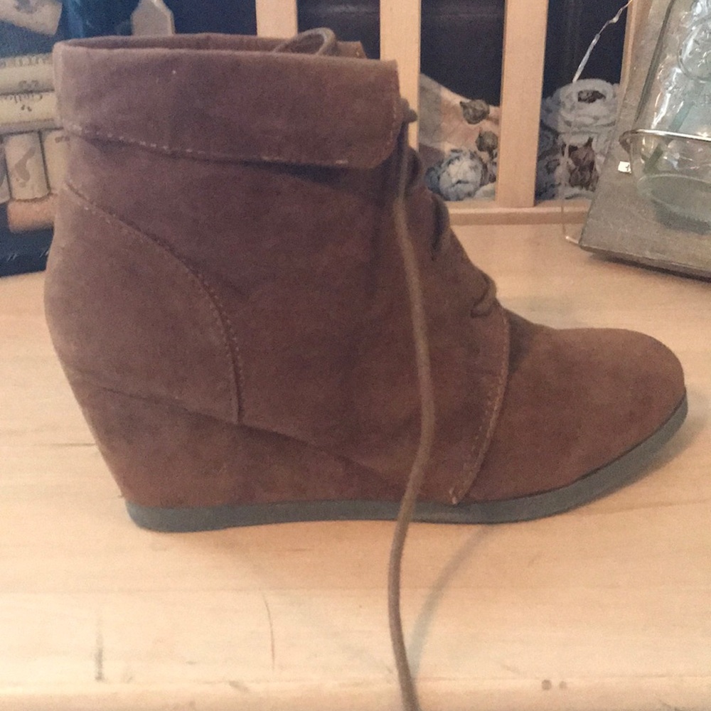 Madden Girl Wedges